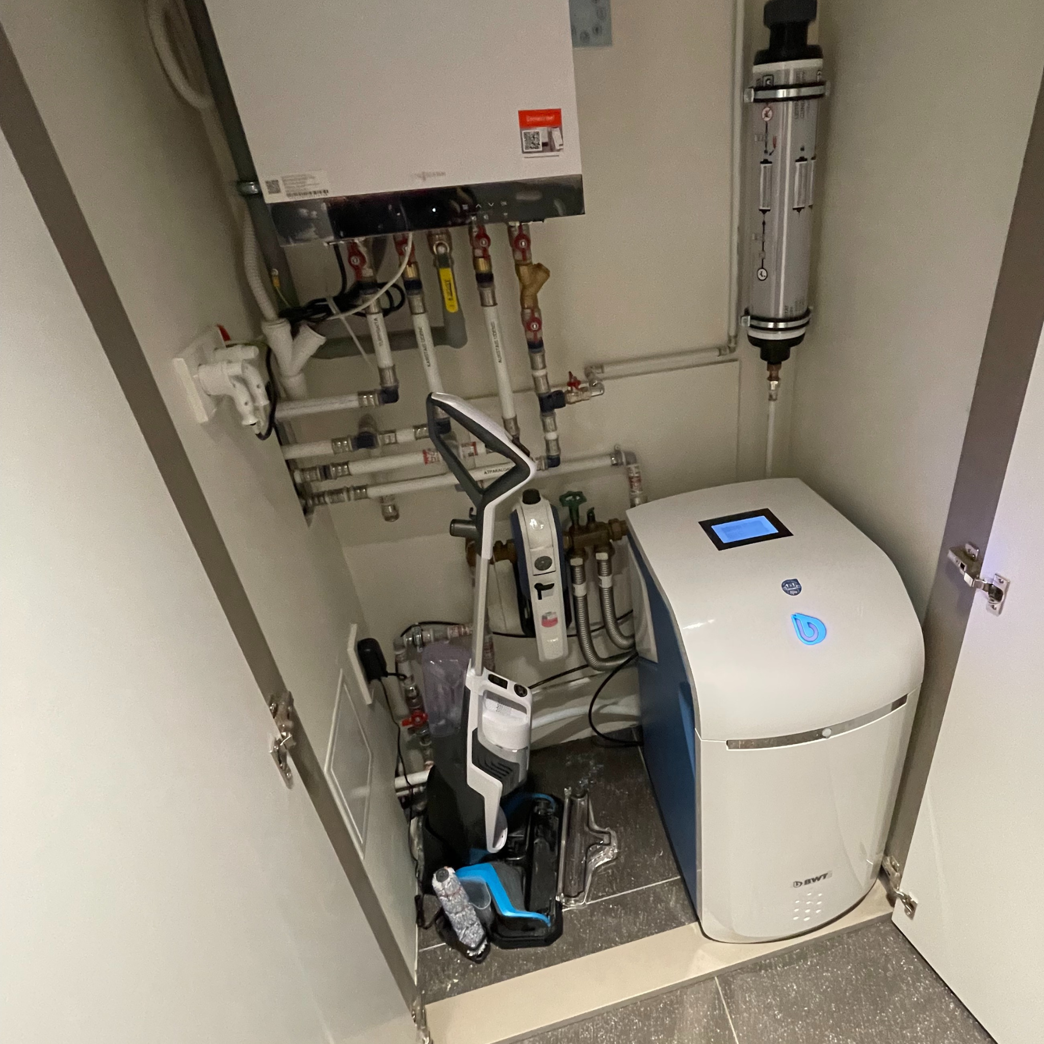 BWT E1 HWS, Multiblock X, Perla