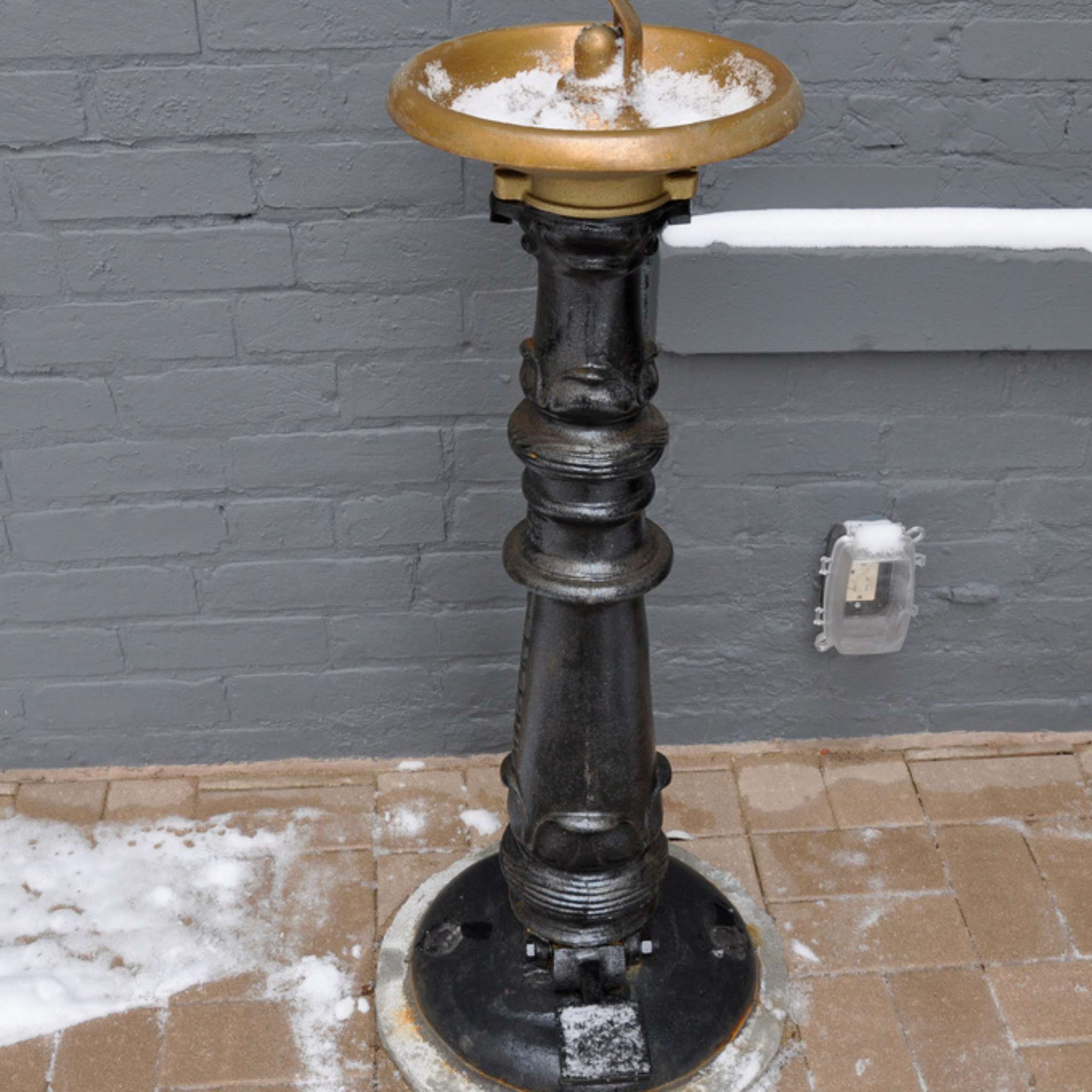 Murdock M-1776 | 142.500.600 | Foot Pedal Operated Classic Style Drinking Fountain