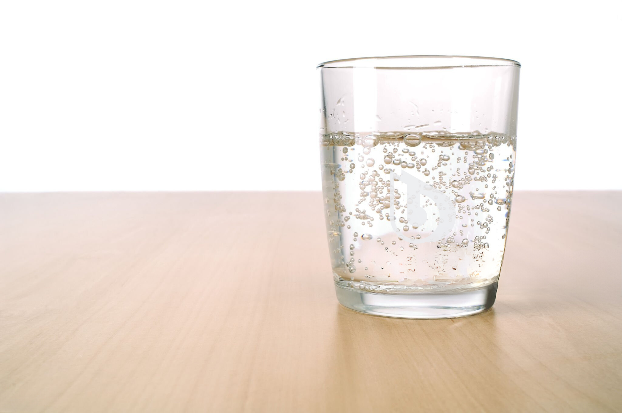 Soda Water: Is it safe to wash your face? 😲